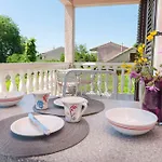 Plava Plaza Daniela Apartamento *