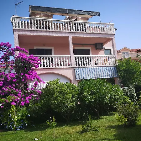 Plava Plaza Daniela * Vodice