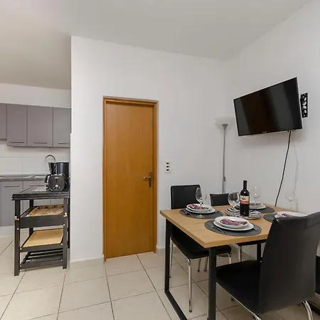 Plava Plaza Daniela Vodice