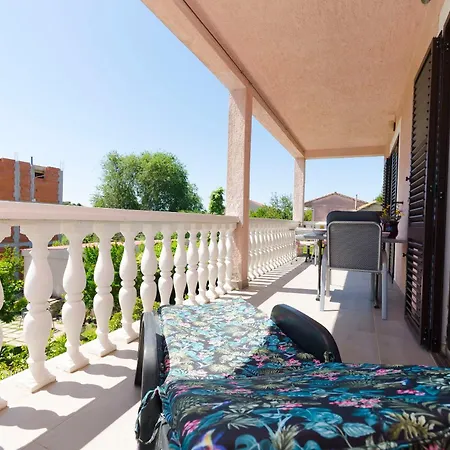 Apartments Plava Plaza Daniela *