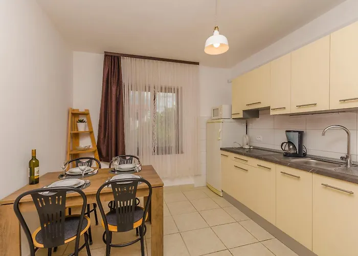 Apartments Plava Plaza Daniela * 沃迪切