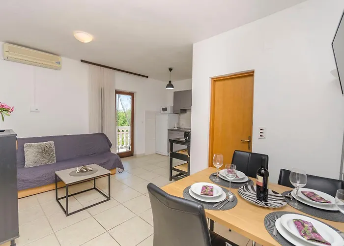 Apartments Plava Plaza Daniela