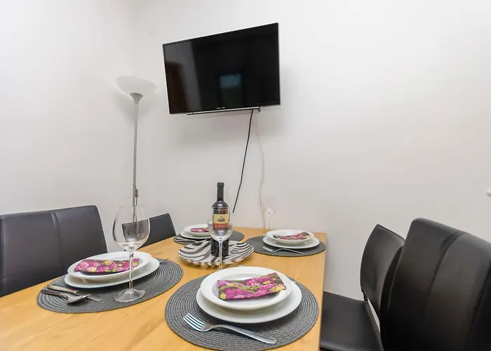 شقة Apartments Plava Plaza Daniela