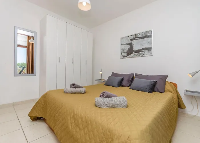 公寓 Apartments Plava Plaza Daniela *